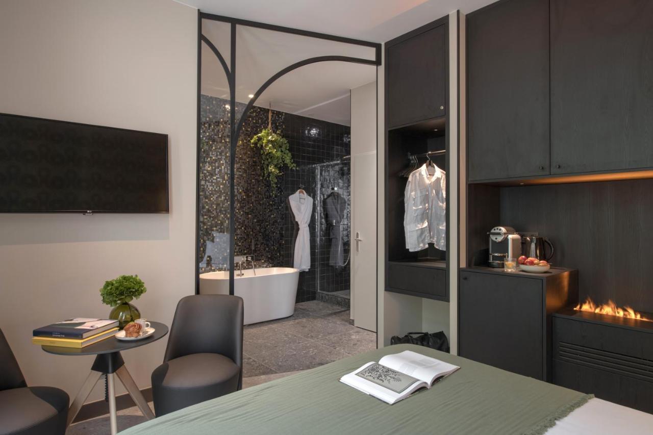 Mihotel Sala * Lyon
